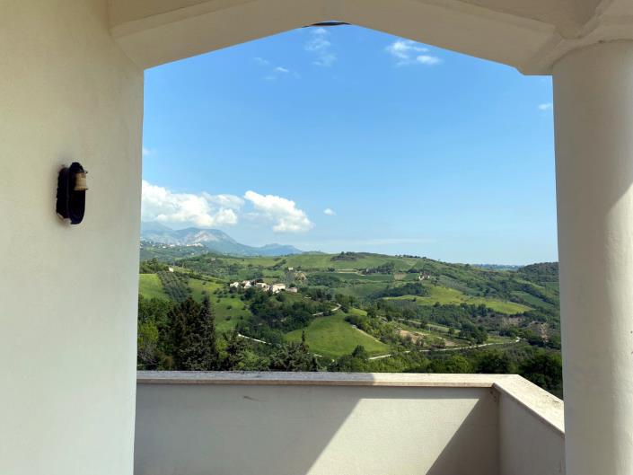 Image No.4-3 Bed House for sale