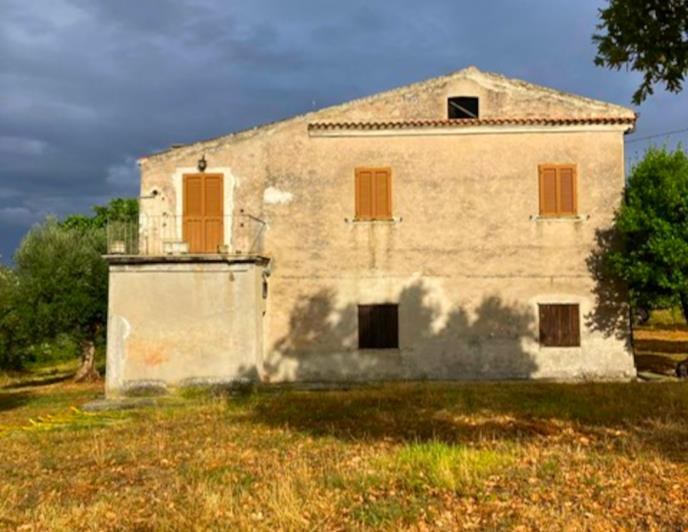 Image No.3-Maison / Villa de 6 chambres à vendre à Civitaguana