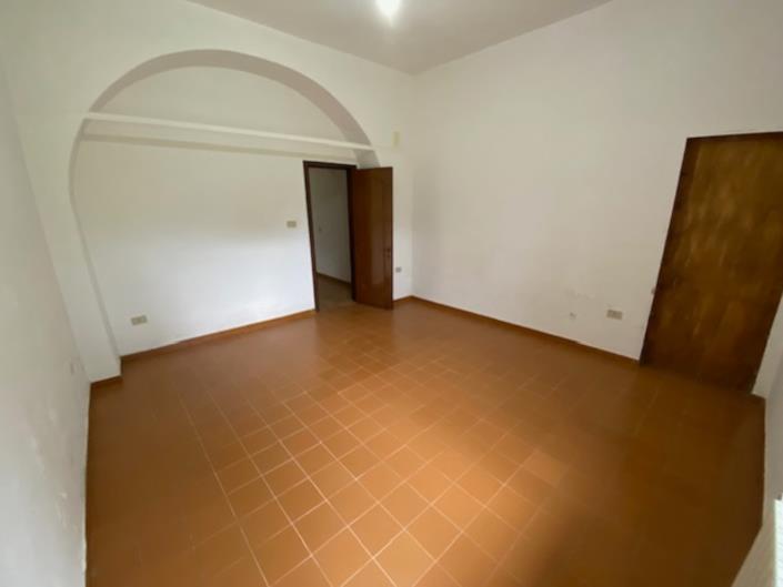 Image No.20-Maison / Villa de 6 chambres à vendre à Civitaguana