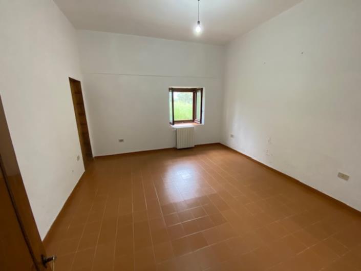 Image No.21-Maison / Villa de 6 chambres à vendre à Civitaguana