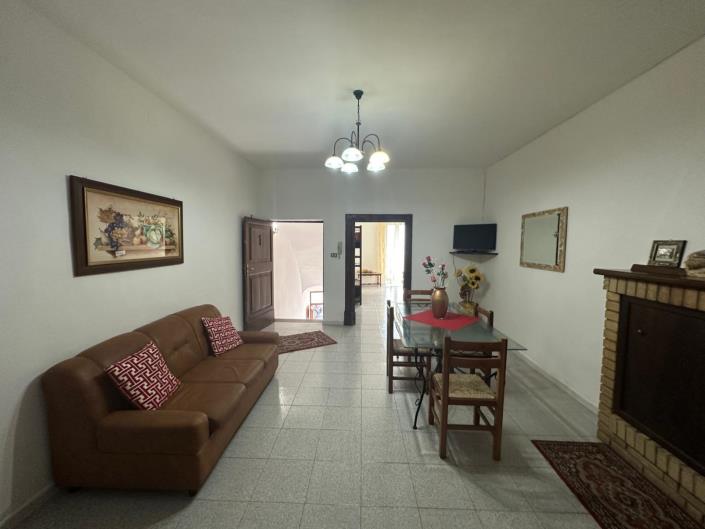 Image No.6-Propriété de 4 chambres à vendre à Lettomanoppello