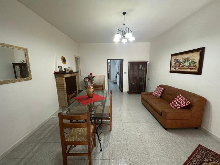 Image No.7-Propriété de 4 chambres à vendre à Lettomanoppello