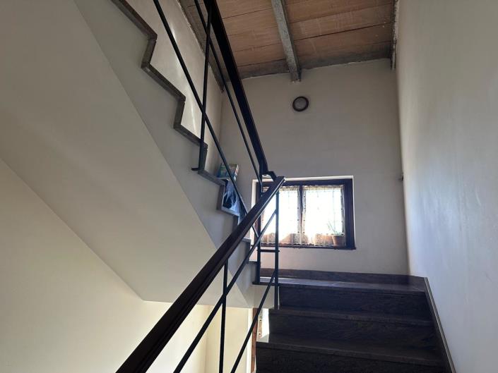 Image No.25-2 Bed Apartment for sale