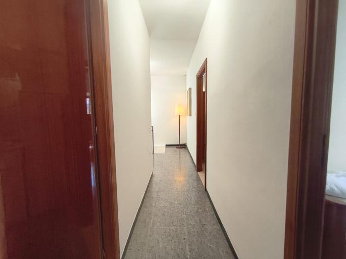 Image No.27-4 Bed Property for sale