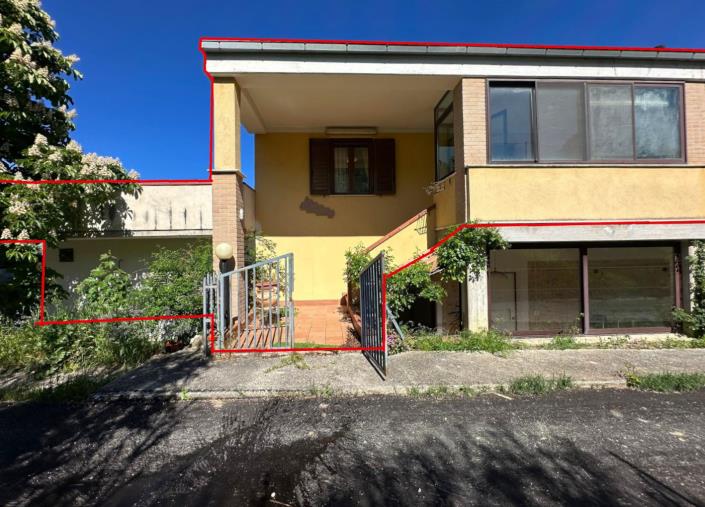 Image No.2-Propriété de 3 chambres à vendre à San Valentino in A.C.