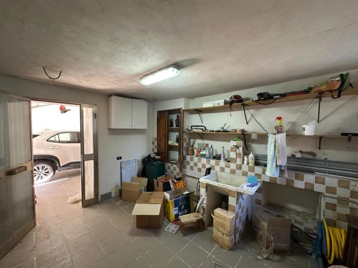 Image No.32-Propriété de 3 chambres à vendre à San Valentino in A.C.