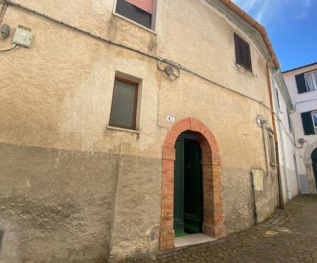 Image No.2-Propriété de 2 chambres à vendre à Agnone