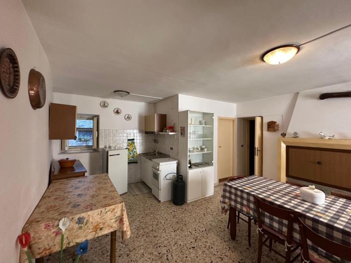 Image No.8-2 Bed Property for sale