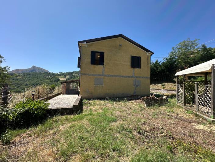 Image No.7-3 Bed Property for sale