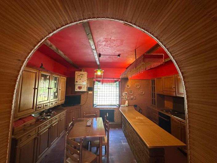 Image No.19-3 Bed Property for sale