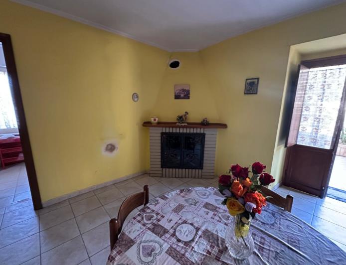 Image No.15-2 Bed House for sale