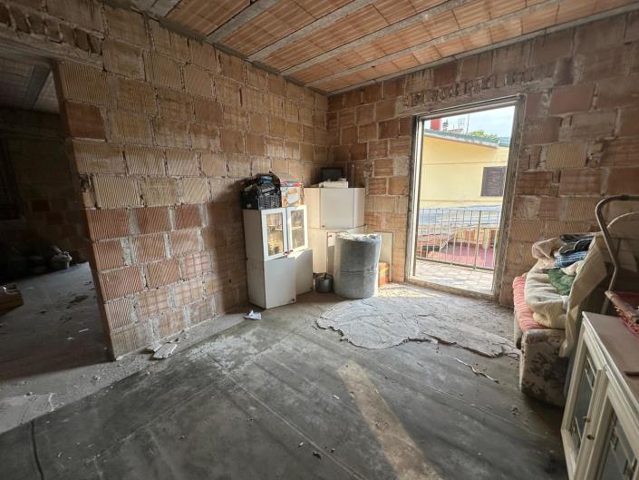 Image No.37-2 Bed House for sale