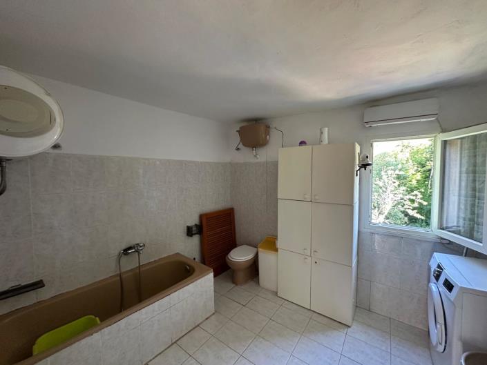 Image No.19-2 Bed Apartment for sale