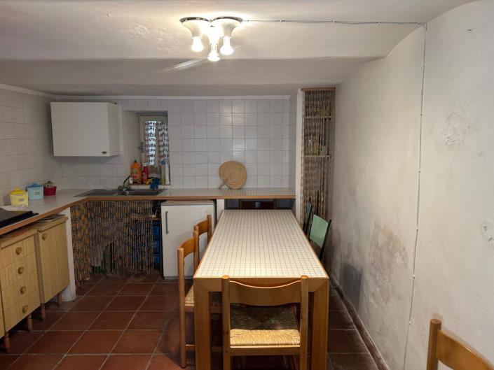 Image No.9-1 Bed Townhouse for sale