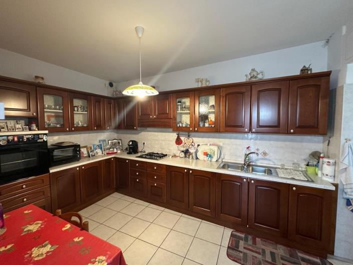 Image No.12-Propriété de 3 chambres à vendre à San Valentino in A.C.