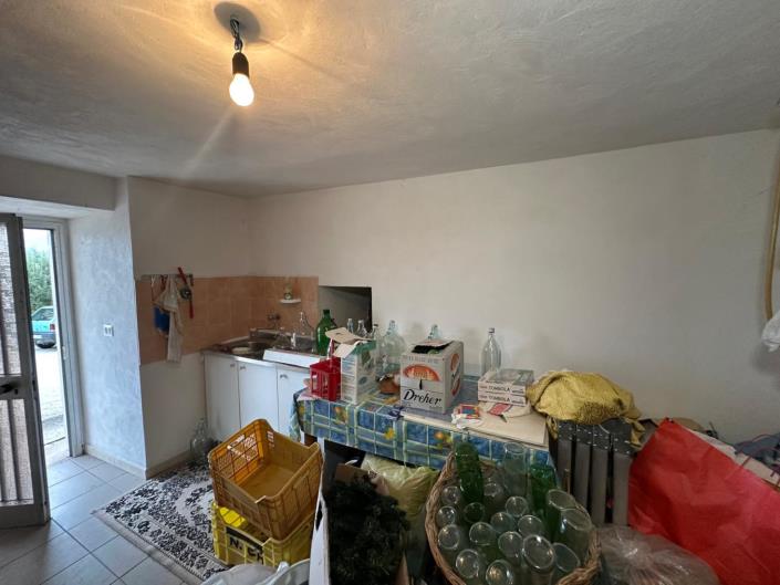 Image No.31-Propriété de 3 chambres à vendre à San Valentino in A.C.