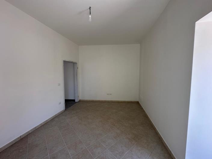 Image No.20-5 Bed Property for sale