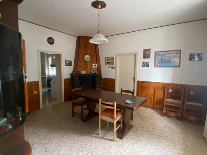 Image No.10-Propriété de 4 chambres à vendre à Cugnoli