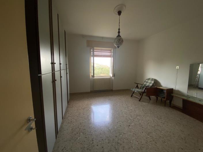 Image No.21-Propriété de 4 chambres à vendre à Cugnoli