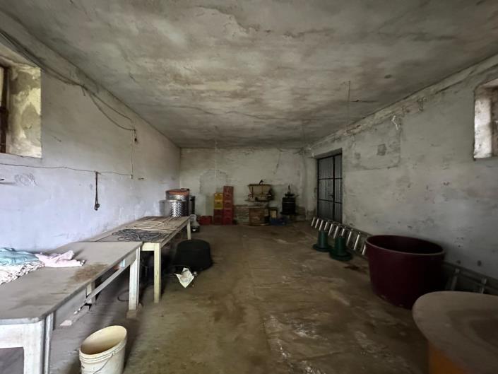 Image No.36-Propriété de 4 chambres à vendre à Cugnoli