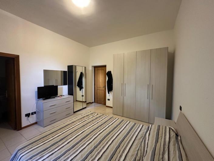 Image No.20-2 Bed Apartment for sale