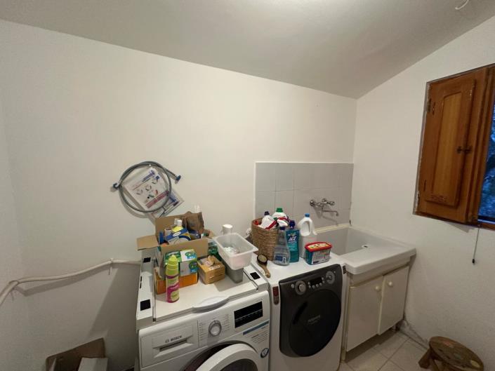 Image No.24-2 Bed Apartment for sale