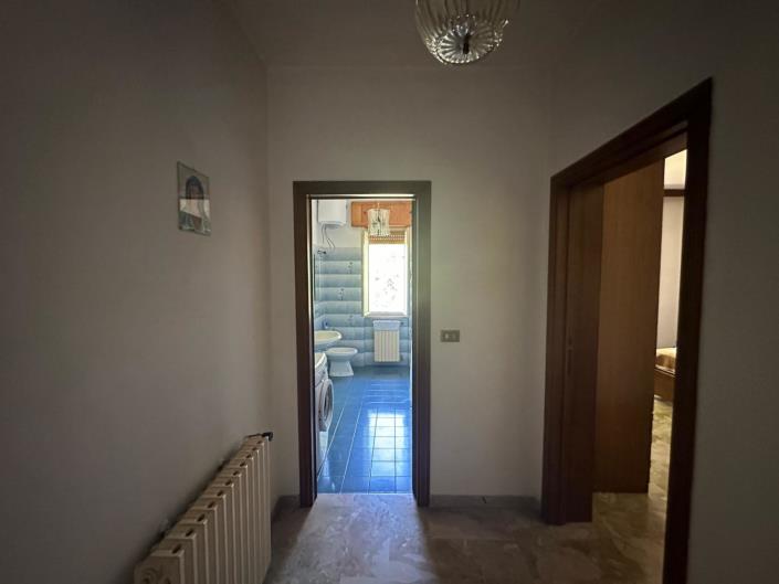 Image No.22-3 Bed Apartment for sale