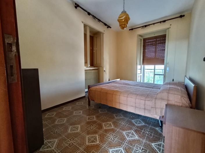 Image No.16-5 Bed Property for sale