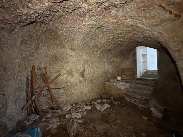 Image No.32-2 Bed Apartment for sale