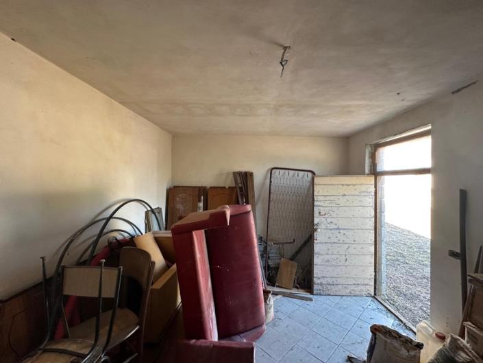 Image No.22-2 Bed Property for sale