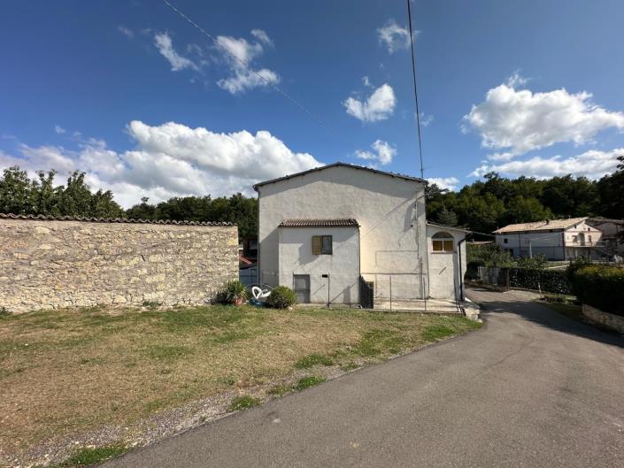 Image No.4-3 Bed Semi-Detached for sale