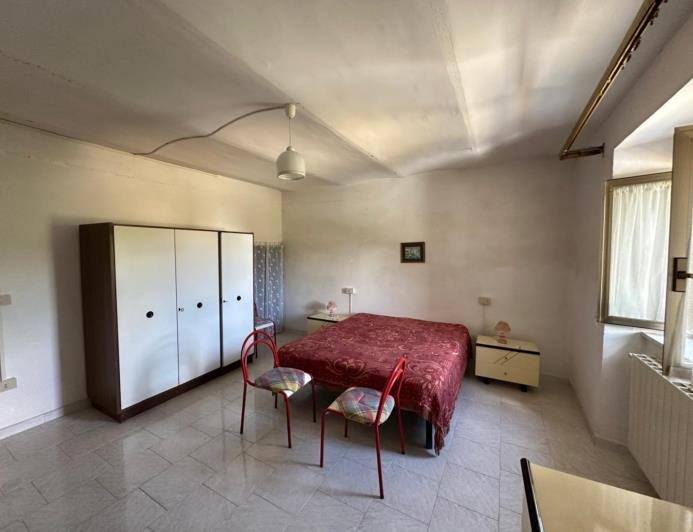 Image No.14-3 Bed Semi-Detached for sale