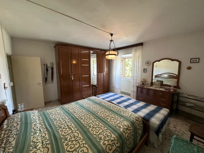 Image No.19-3 Bed Semi-Detached for sale