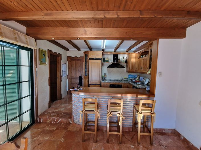 Image No.27-6 Bed Villa for sale