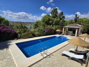 574-villa-for-sale-in-vinuela-48951-large