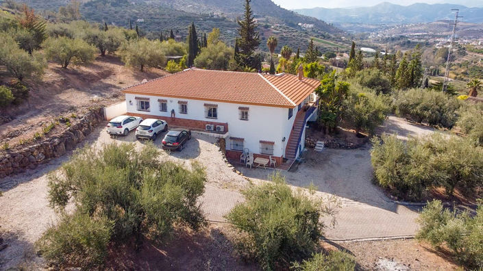 Image No.34-5 Bed Villa for sale