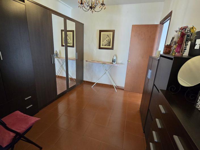 Image No.26-4 Bed Villa for sale