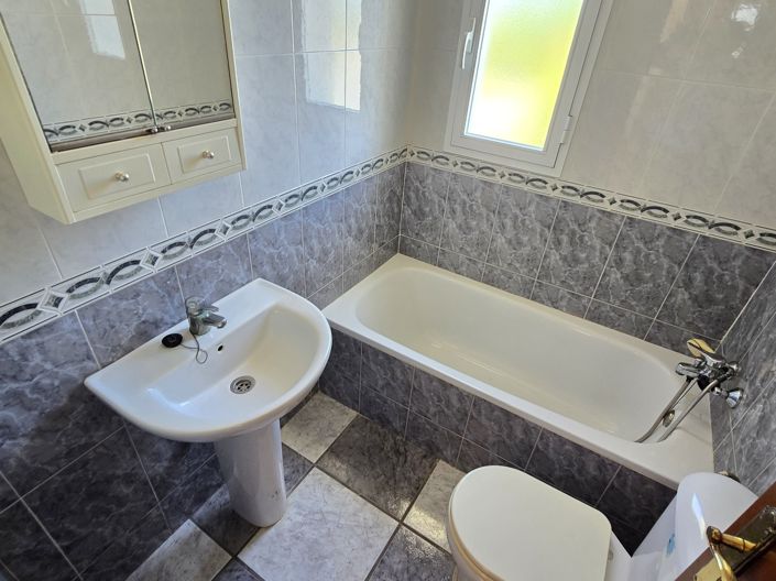 Image No.33-6 Bed Villa for sale