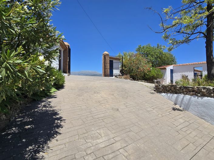 Image No.27-4 Bed Villa for sale