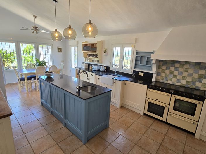 Image No.44-4 Bed Villa for sale