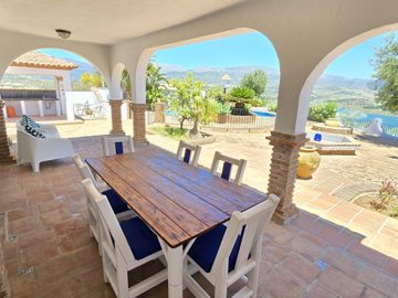 1362-villa-for-sale-in-vinuela-47189-large