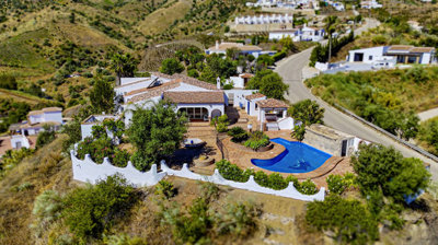 1362-villa-for-sale-in-vinuela-47299-large