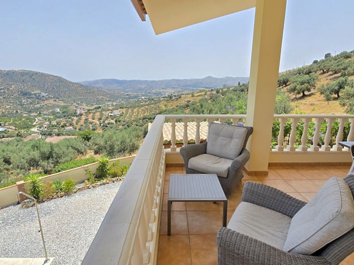 Image No.12-4 Bed Villa for sale