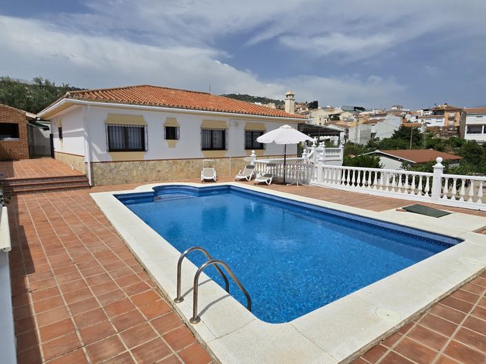 Image No.8-4 Bed Villa for sale