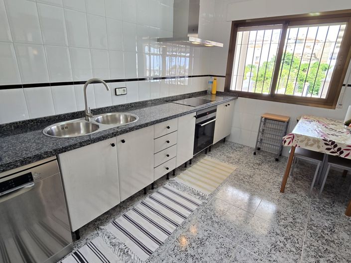 Image No.26-4 Bed Villa for sale