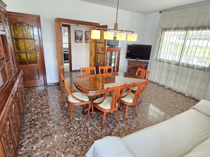 Image No.29-4 Bed Villa for sale