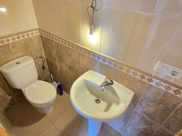 Image No.26-3 Bed Villa for sale