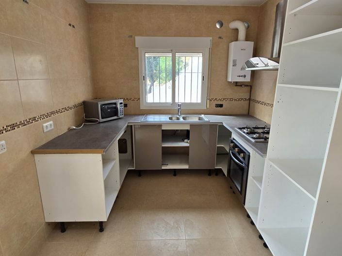 Image No.18-3 Bed Villa for sale