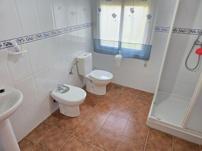 Image No.28-Maison de village de 4 chambres à vendre à Alcaucín