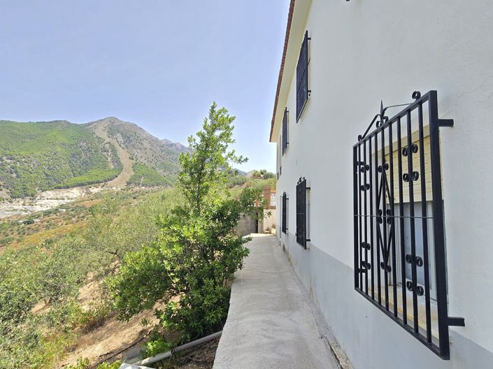 Image No.12-Maison de village de 4 chambres à vendre à Alcaucín